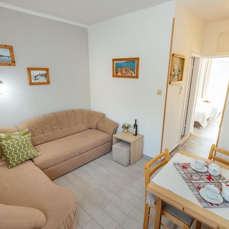Apartmani Vico ヘルツェグ・ノヴィ エクステリア 写真