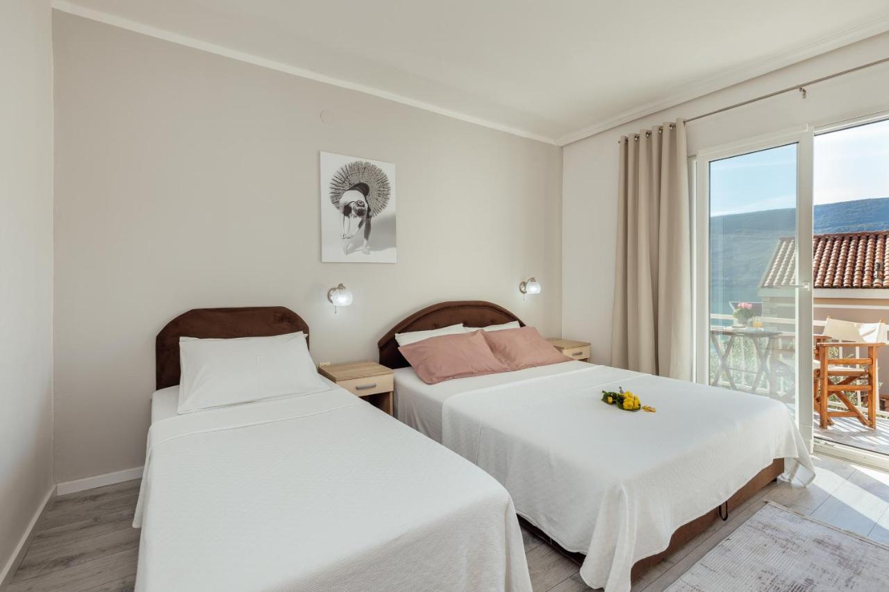 Apartmani Vico ヘルツェグ・ノヴィ エクステリア 写真