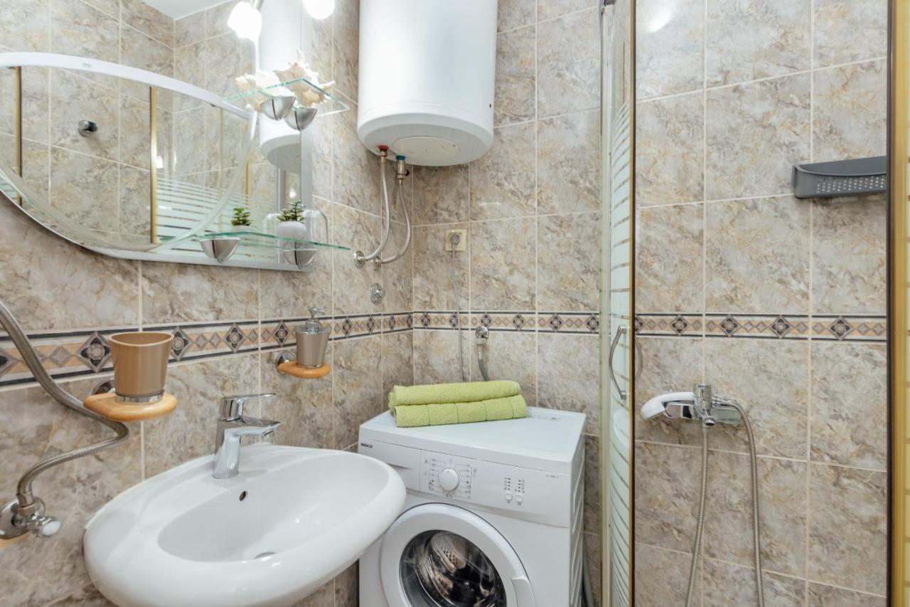 Apartmani Vico ヘルツェグ・ノヴィ エクステリア 写真