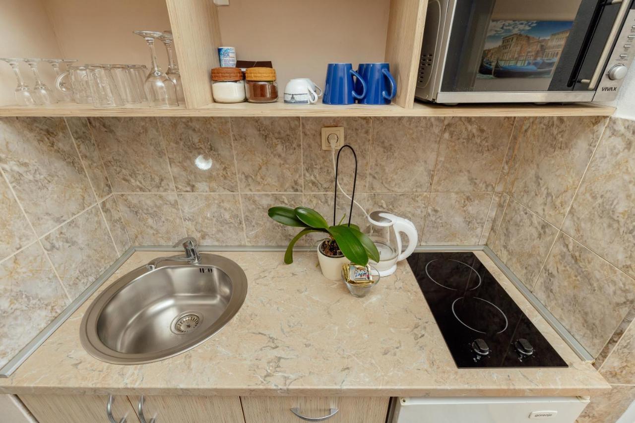 Apartmani Vico ヘルツェグ・ノヴィ エクステリア 写真