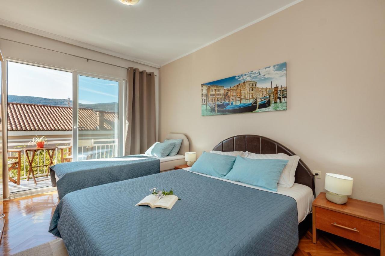 Apartmani Vico ヘルツェグ・ノヴィ エクステリア 写真